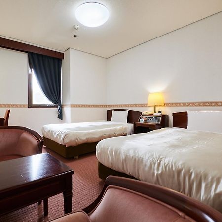 Ecohotel Toyama Station Esterno foto