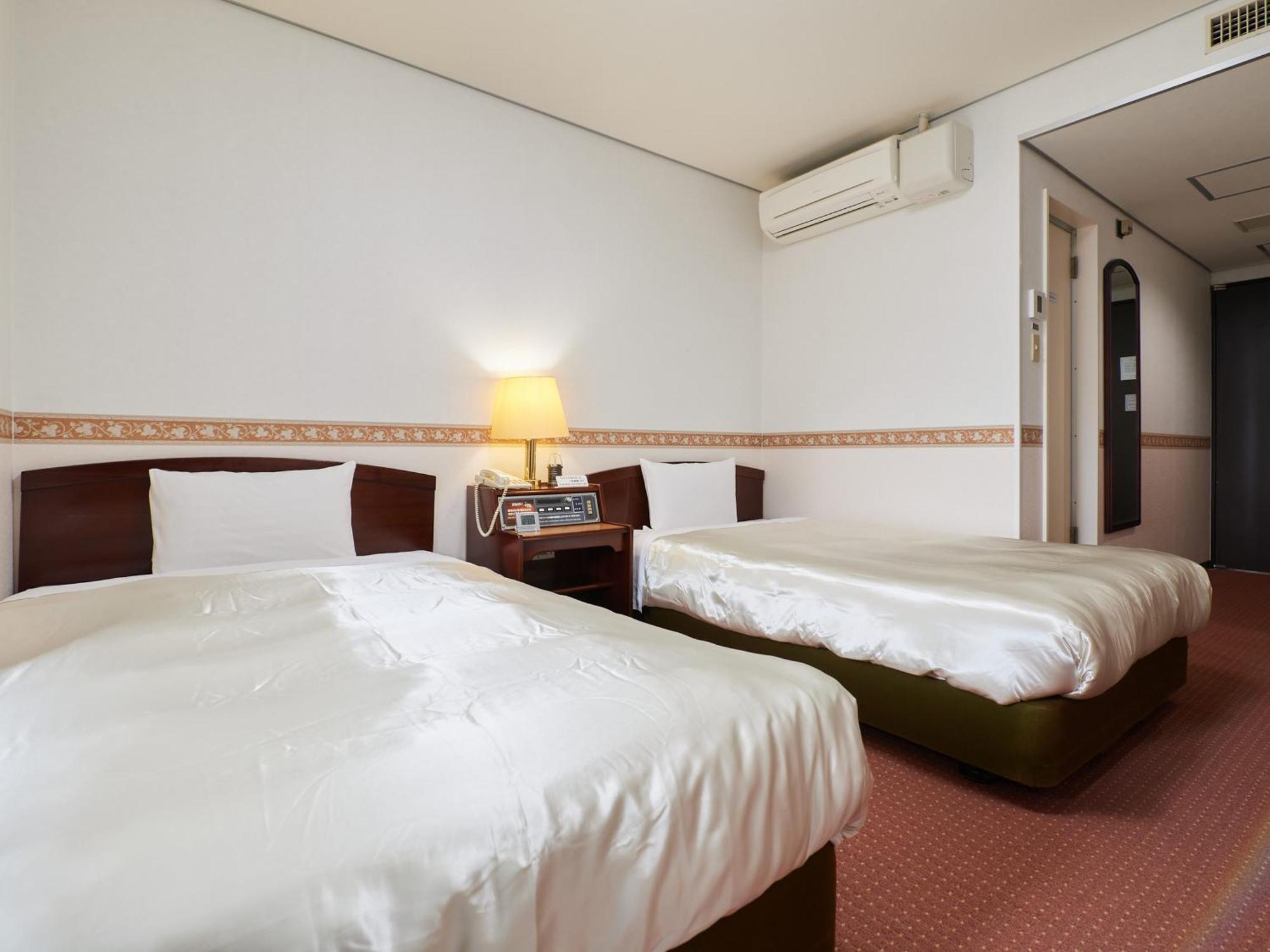 Ecohotel Toyama Station Esterno foto