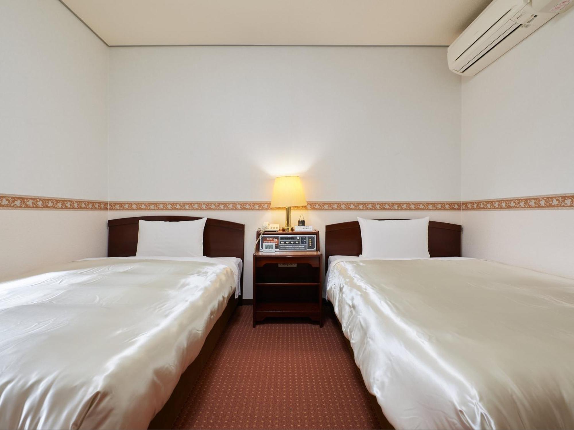 Ecohotel Toyama Station Esterno foto