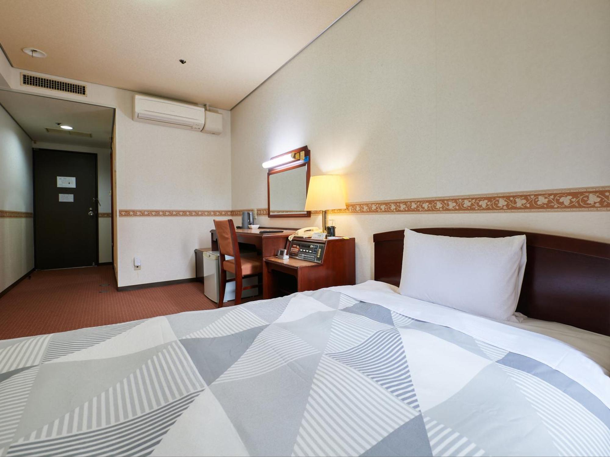 Ecohotel Toyama Station Esterno foto